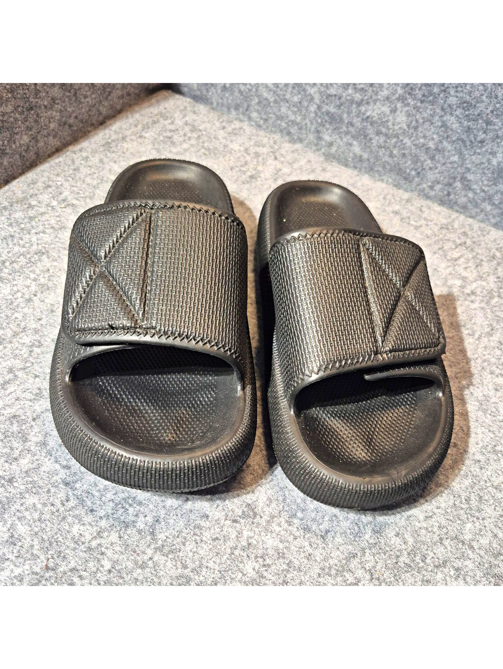 Adjustable Slide Sandals Open Toe Slip-Ons men's Size US 6.5 Black